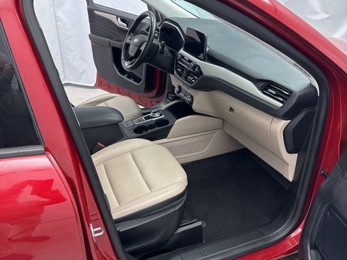 Used 2021 Ford Escape SEL image 26