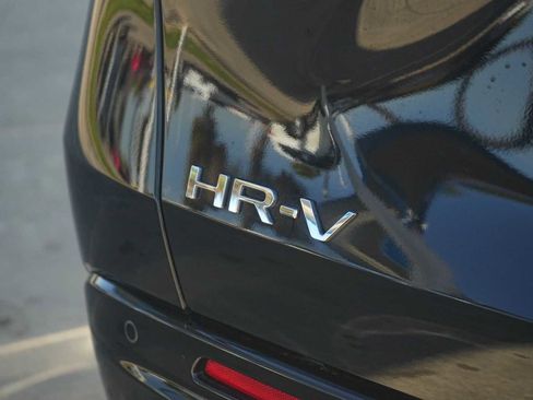 New 2026 Honda HR-V EX-L image 8