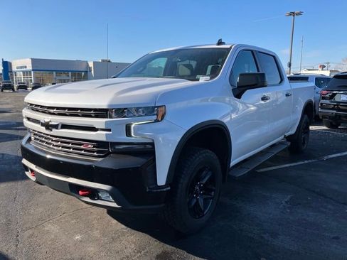 Certified 2021 Chevrolet Silverado 1500 LT Trail Boss w/ Convenience Package II image 3