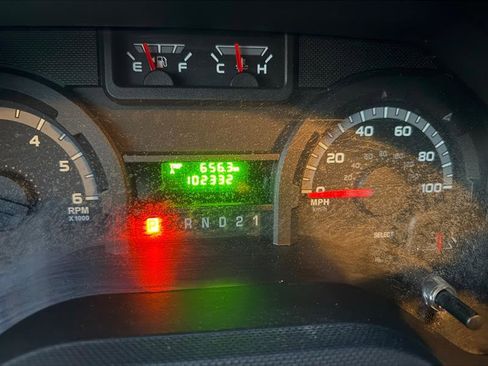 Used 2010 Ford E-250 and Econoline 250 Extended image 12