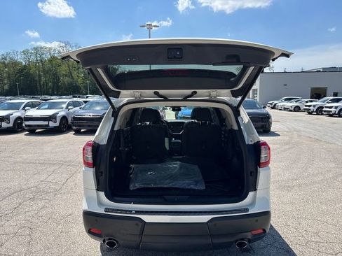 Used 2024 Subaru Ascent Onyx Edition w/ Popular Package Onyx AWD/4WD image 11