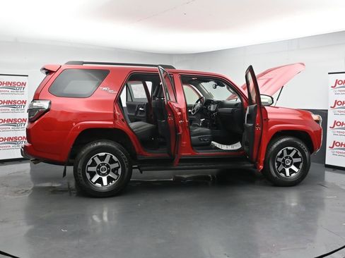 Used 2024 Toyota 4Runner TRD Off-Road Premium AWD/4WD image 42