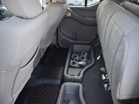 Used 2019 Nissan Frontier SV w/ Value Truck Package image 45