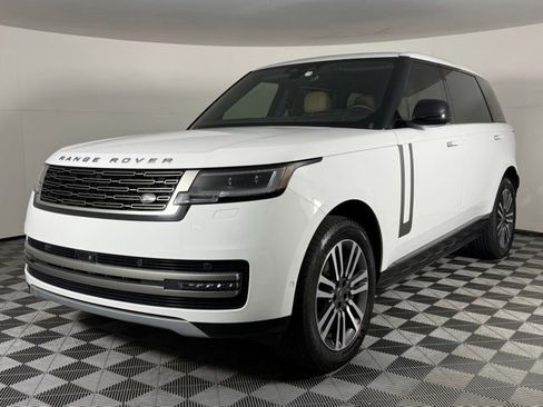 Used 2024 Land Rover Range Rover Long Wheelbase SE AWD/4WD image 2