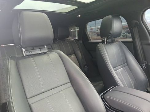 Used 2022 Land Rover Range Rover Velar R-Dynamic S AWD/4WD image 18