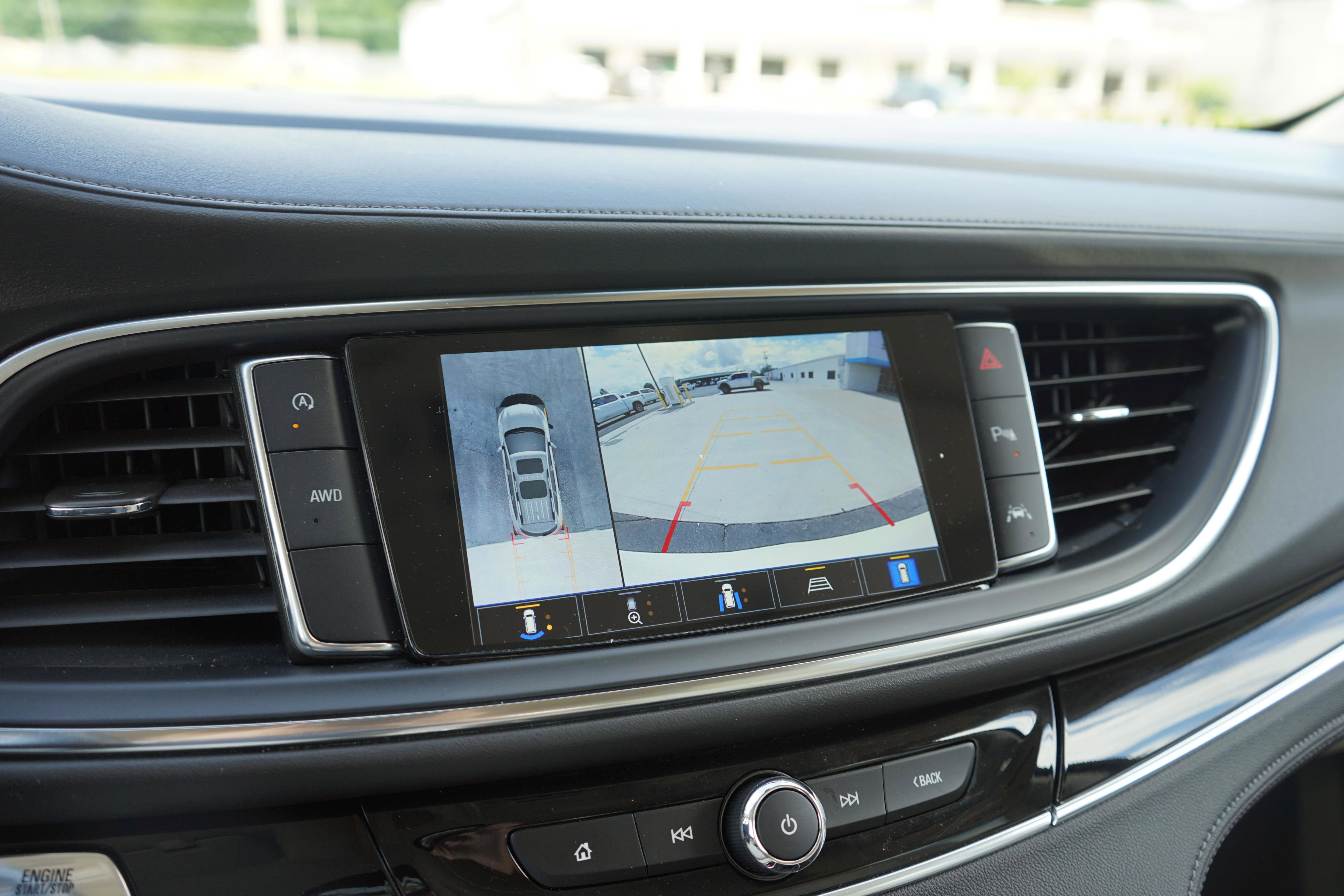 Used 2023 Buick Enclave Avenir AWD/4WD image 15
