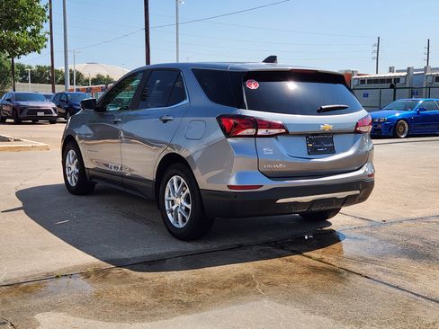Used 2024 Chevrolet Equinox LT FWD image 8