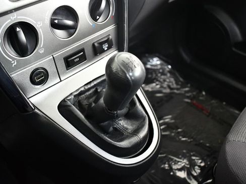 Used 2005 Pontiac Vibe image 35