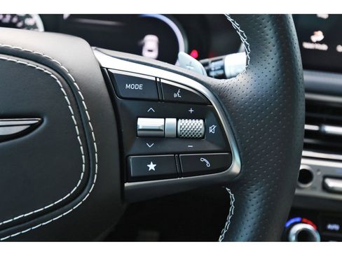 Used 2025 Genesis G70 3.3T Advanced w/ Sport Prestige Package image 18