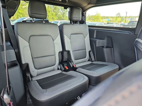Used 2023 Ford Bronco Black Diamond w/ Sasquatch Package AWD/4WD image 15