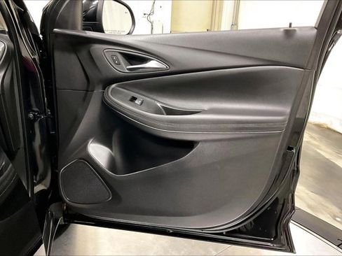 Used 2025 Buick Encore GX Preferred image 24