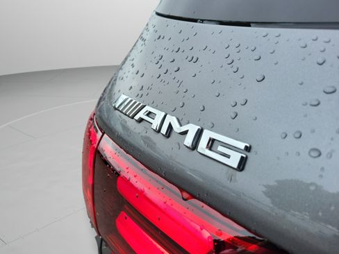 Used 2026 Mercedes-Benz GLB 35 AMG 4MATIC image 36