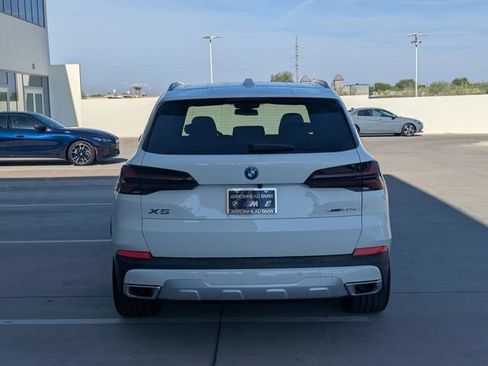New 2026 BMW X5 xDrive50e AWD/4WD image 7