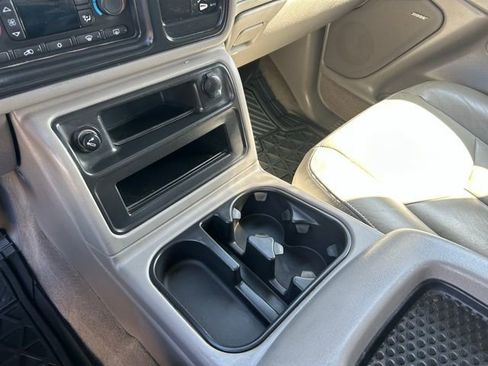 Used 2004 Chevrolet Silverado 1500 w/ Z71 Convenience Package 2 image 25