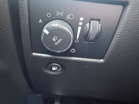 Used 2017 Jeep Grand Cherokee Limited AWD/4WD image 30