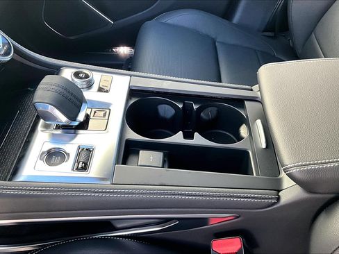 New 2026 Jaguar F-PACE R-Dynamic S AWD/4WD image 8