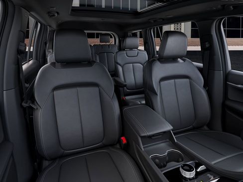 New 2026 Jeep Grand Cherokee L Limited w/ Limited Altitude Package AWD/4WD image 16