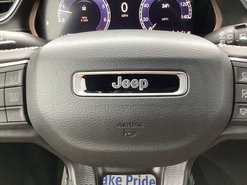 New 2025 Jeep Grand Cherokee L Laredo w/ Luxury Tech Group I image 34