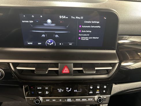 Certified 2025 Kia Seltos X-Line image 24