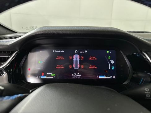 Used 2023 Jeep Grand Cherokee Trailhawk image 17