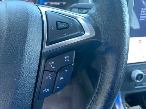 Certified 2022 Ford Edge Titanium AWD/4WD image 28