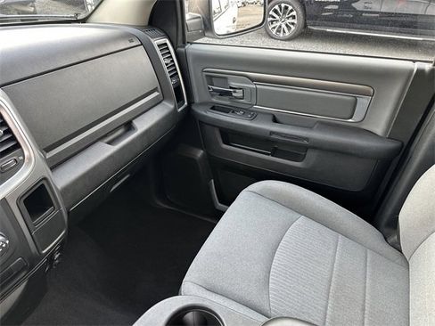 Used 2024 RAM 1500 Classic SLT image 24