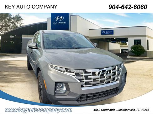 Used 2022 Hyundai Santa Cruz SEL FWD image 1