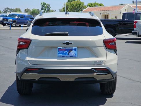 New 2026 Chevrolet Trax ACTIV w/ Driver Confidence Package FWD image 5