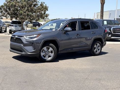 Used 2025 Toyota RAV4 XLE FWD image 2
