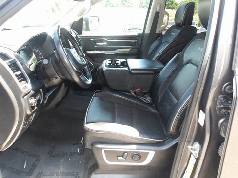 Used 2022 RAM 1500 Laramie image 13