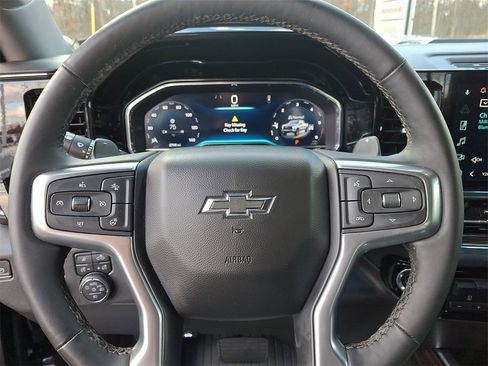 Used 2024 Chevrolet Silverado 1500 LT Trail Boss w/ LT Trail Boss Premium Package image 19