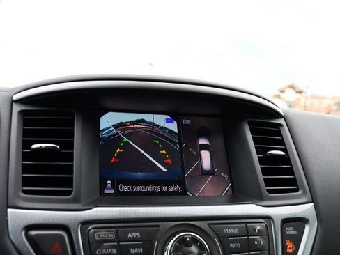 Used 2018 Nissan Pathfinder SL w/ SL Premium Package image 19