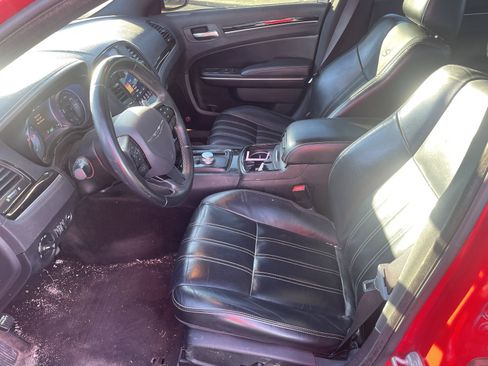 Used 2017 Chrysler 300 S image 26