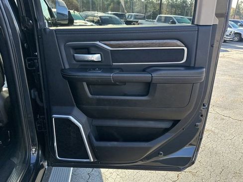 Used 2020 RAM 2500 Laramie image 19
