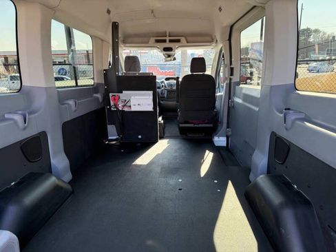 Used 2019 Ford Transit 150 XLT RWD image 12