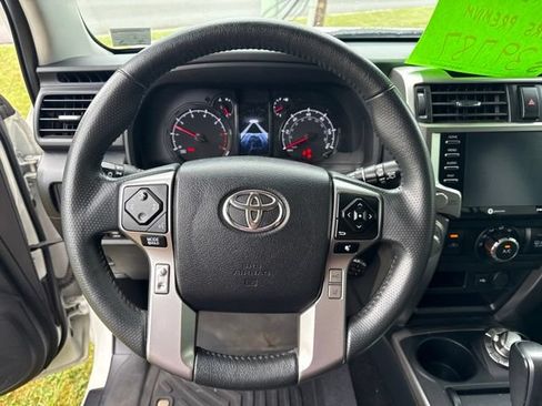 Used 2022 Toyota 4Runner SR5 Premium AWD/4WD image 16
