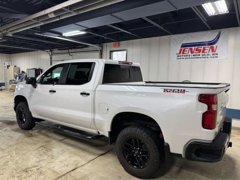 Certified 2021 Chevrolet Silverado 1500 LT Trail Boss w/ Convenience Package II image 6