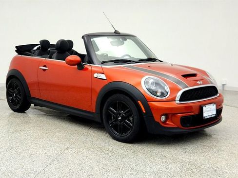 Used 2015 MINI Cooper S image 3