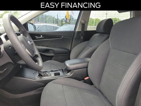 Used 2019 Kia Sorento L FWD image 15