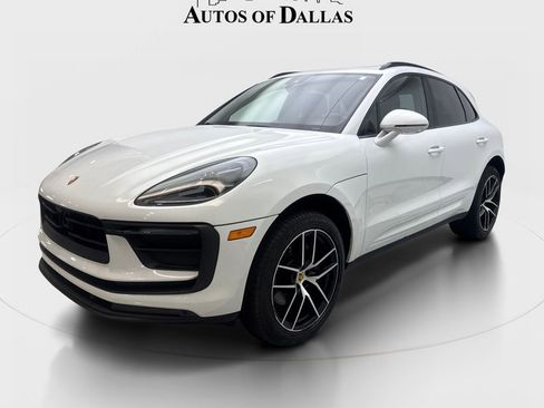 Used 2023 Porsche Macan AWD/4WD image 2