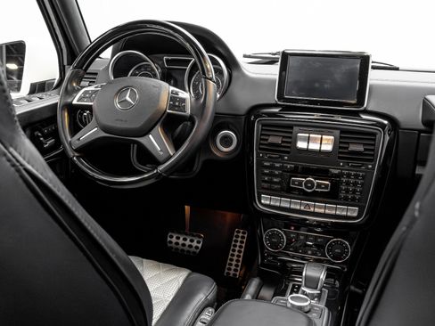 Used 2015 Mercedes-Benz G 63 AMG 4MATIC image 27