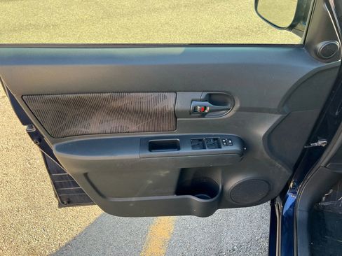 Used 2013 Scion xB image 16