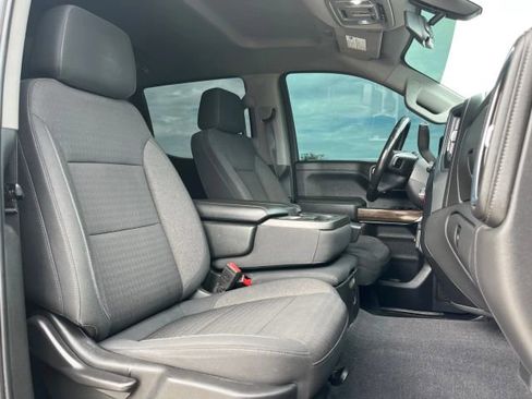 Used 2020 Chevrolet Silverado 1500 LT w/ All-Star Edition image 17