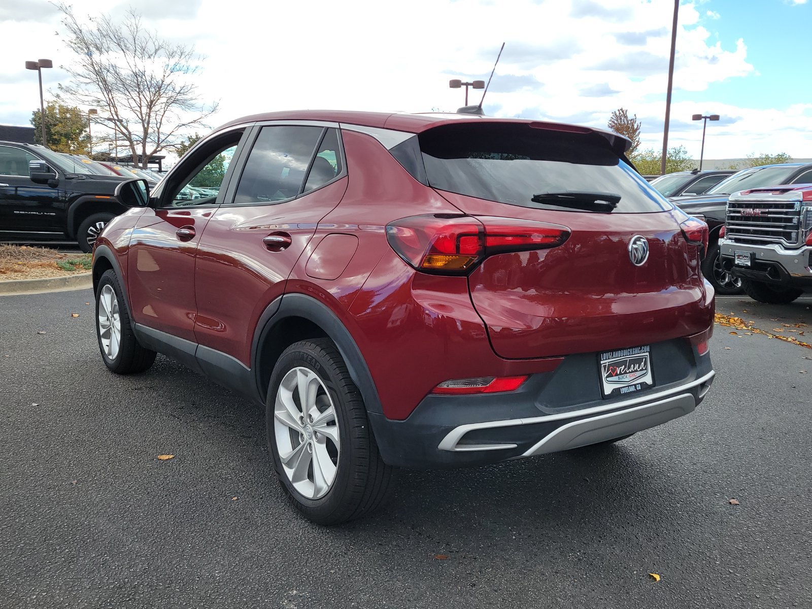 Used 2023 Buick Encore GX Preferred w/ Cold Weather Comfort Package AWD/4WD image 5