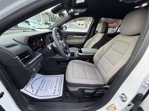 Used 2026 GMC Terrain Elevation w/ Black Edition image 18