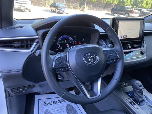 Used 2026 Toyota Corolla Cross AWD Hybrid image 17