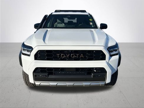 Certified 2025 Toyota 4Runner Trailhunter image 3