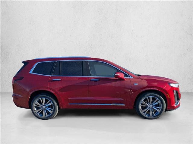 Used 2022 Cadillac XT6 Premium Luxury FWD image 4
