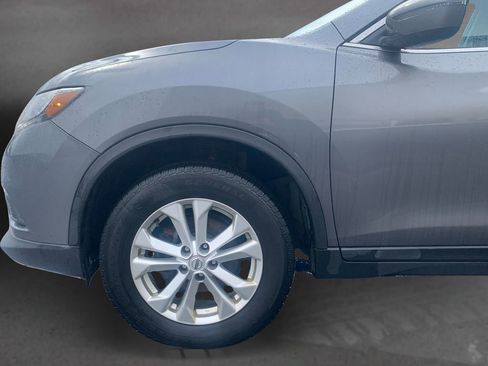 Used 2016 Nissan Rogue SV image 12