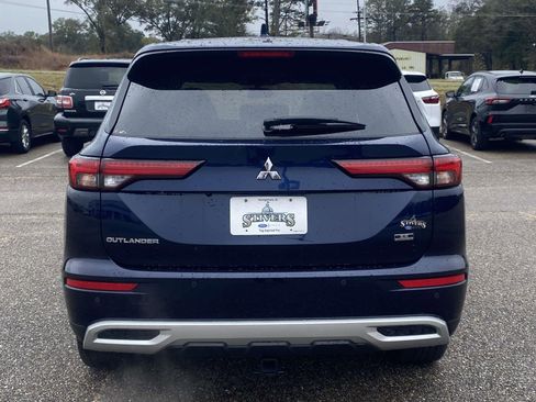 Used 2022 Mitsubishi Outlander SE image 6